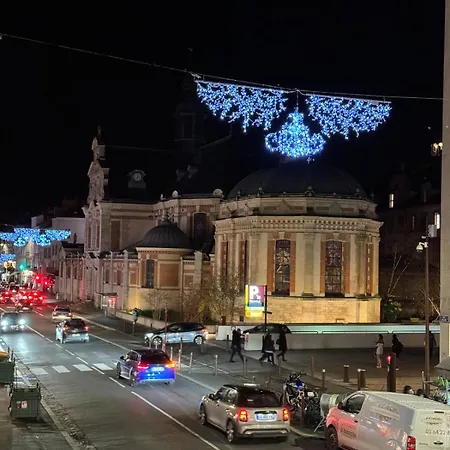 Fontainebleau, Un Sejour Au Coeur De L'histoire Daire