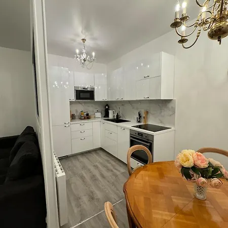 Fontainebleau, Un Sejour Au Coeur De L'histoire Daire *